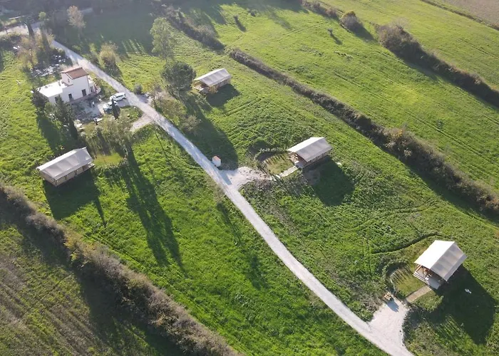 Hotel vicino al College: Glamping Tenuta San Pierino Agriturismo