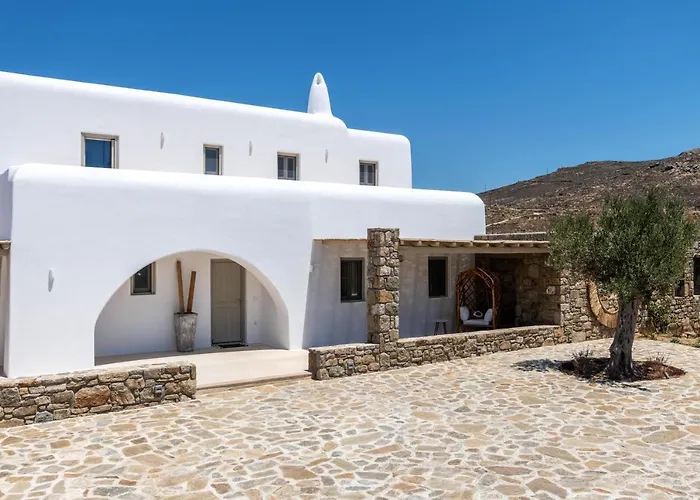 Mykonos Ag Villas In Ftelia Beach