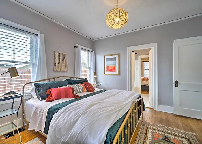 Pet-Friendly Okc Home, 3 Miles To Downtown!