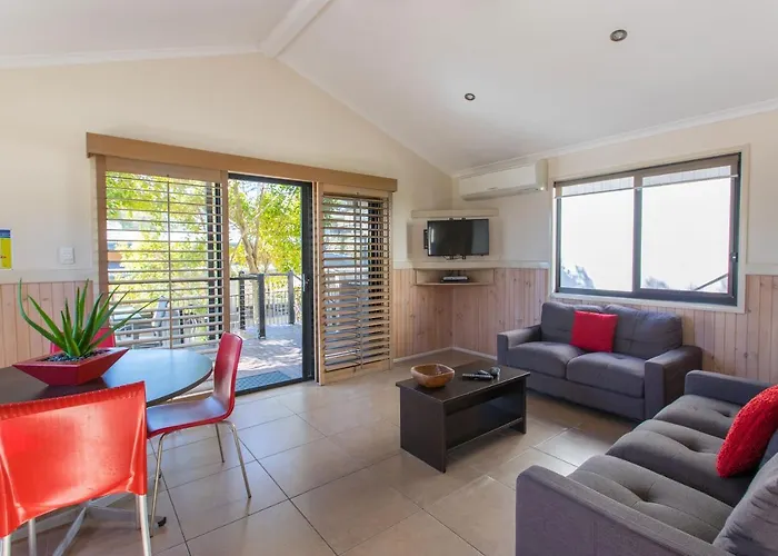 Campsite: Burleigh Beach Tourist Park