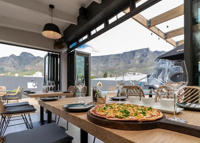 Kloof Street - Lion Roars s & Lodges