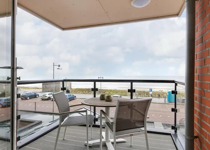 De Trintel Met Zeezicht