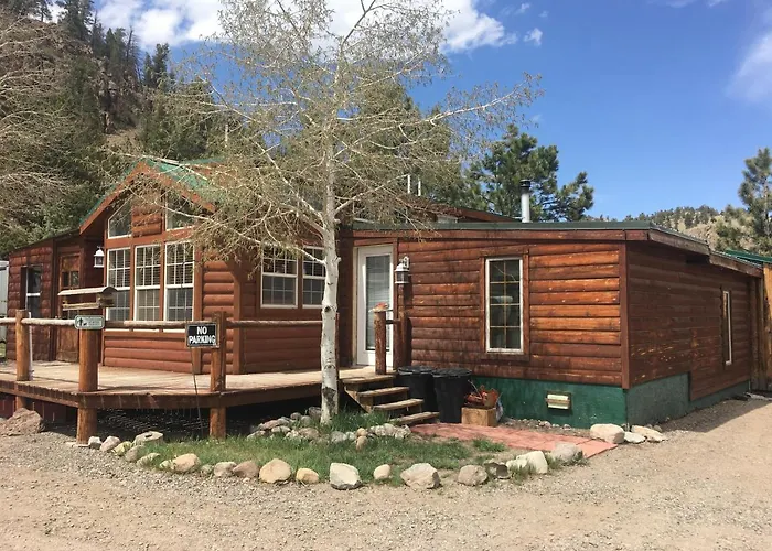 Cabin: Riverbend Resort