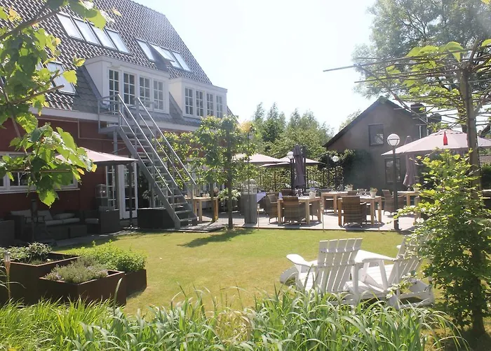Goedkoop hotel: De Lokeend - Restaurant & Hotelsuites