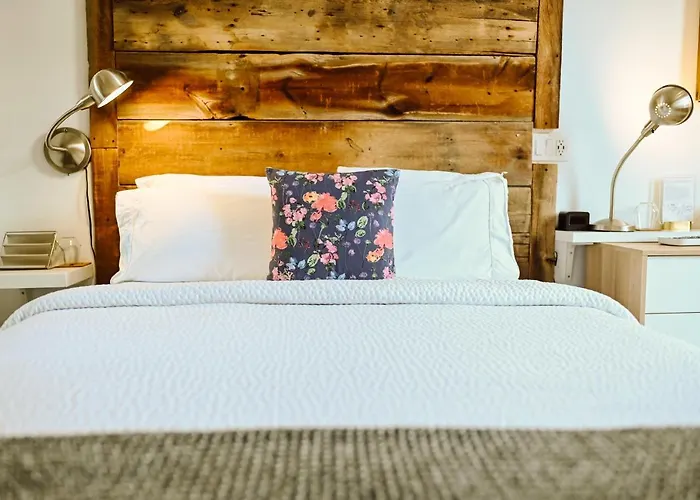 Central hotel: Edison'S Inn