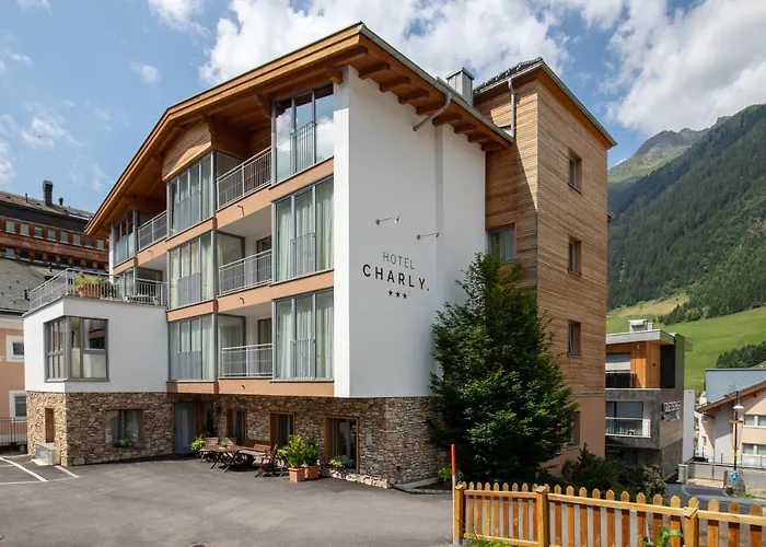 Hotel Charly