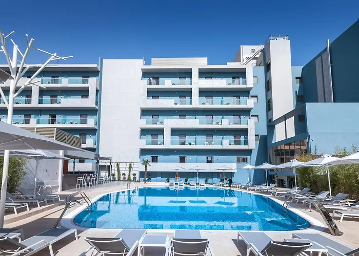 4 star hotel: Blue Lagoon City Hotel