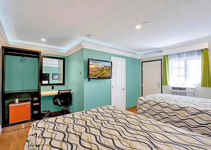 Motel: Mid City Inn