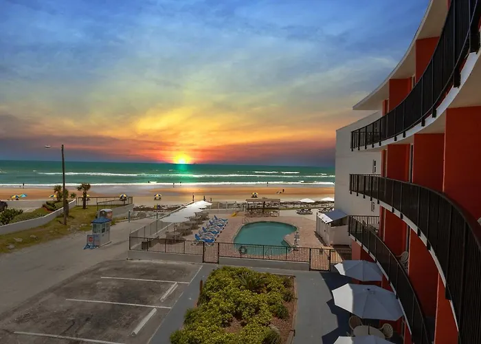 Beach hotel: Cove Motel Oceanfront