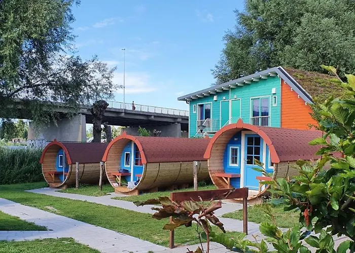 Pool Villa: Camping Zeeburg Amsterdam