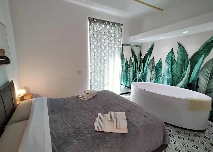 Hotel familiare: Sonnino Suite jacuzzi apartment
