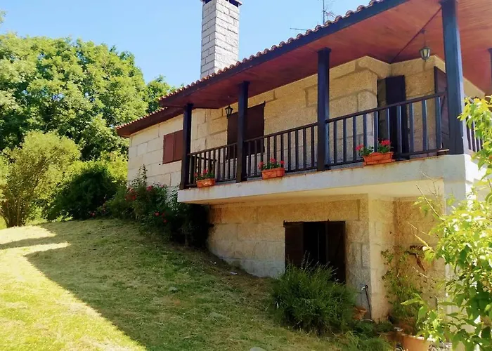 Espectacular Casa con Piscina en Allariz