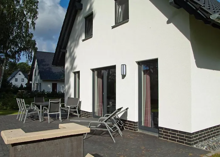 Ferienhaus: Dünenresidenz Glowe - Haus Marie
