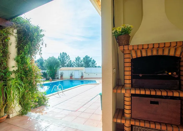 Villa Alegre