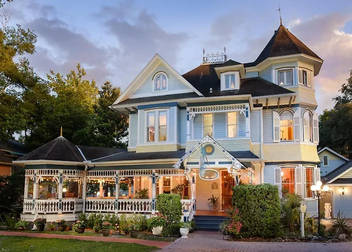 Luxury hotel only: Sweetwater Branch Inn