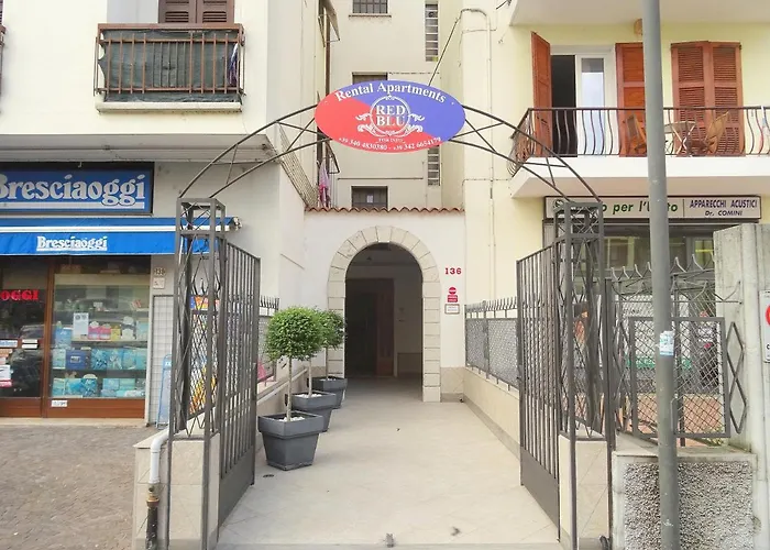 Red & Blu Apartments