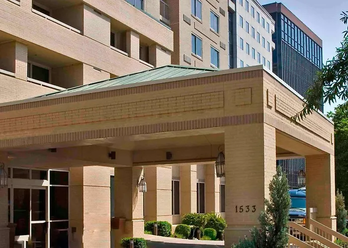 Cheap hotel: Sonesta Select Arlington Rosslyn