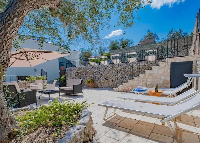  Vanessa Luxury