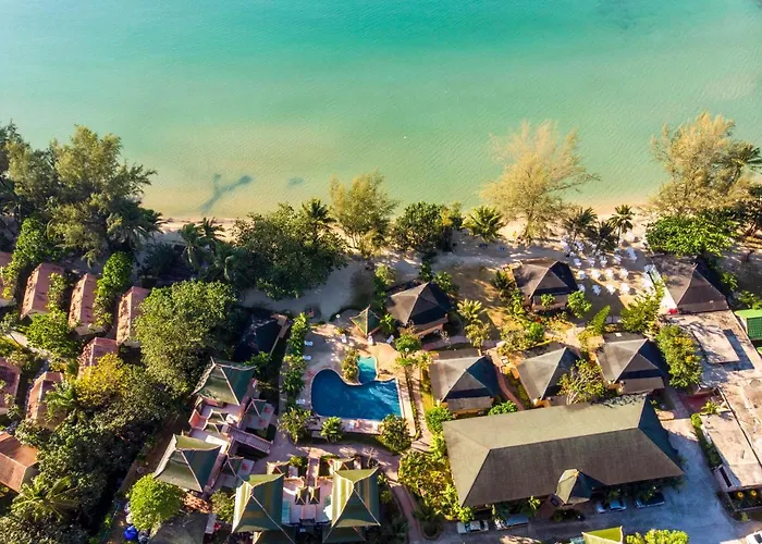 Coconut Beach , Koh Chang