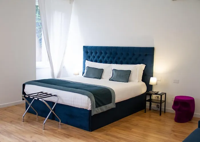 Home At Rome Vatican Suites