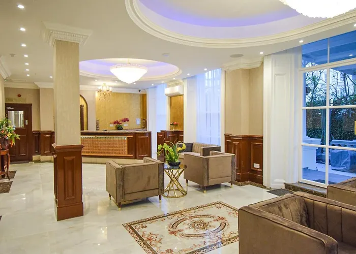 Pembridge Palace Hotel