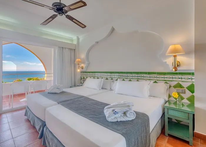  Playacálida Spa Luxury