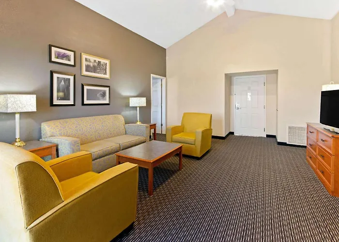 La Quinta Inn By Wyndham Santa Fe