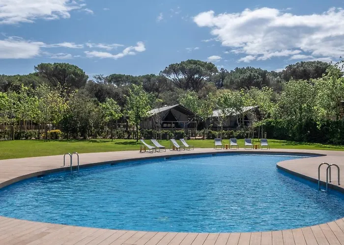Hotel cerca del colegio: Wecamp Santa Cristina