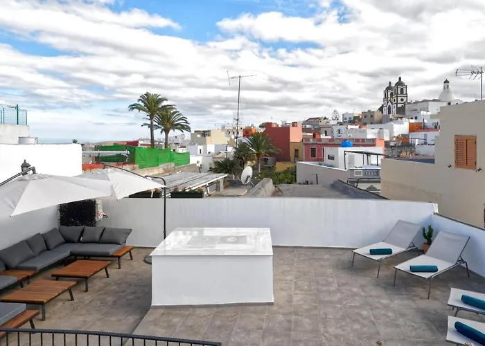 Casa Verde Comfortable Air-Conditioned Modern s (Adults Only)