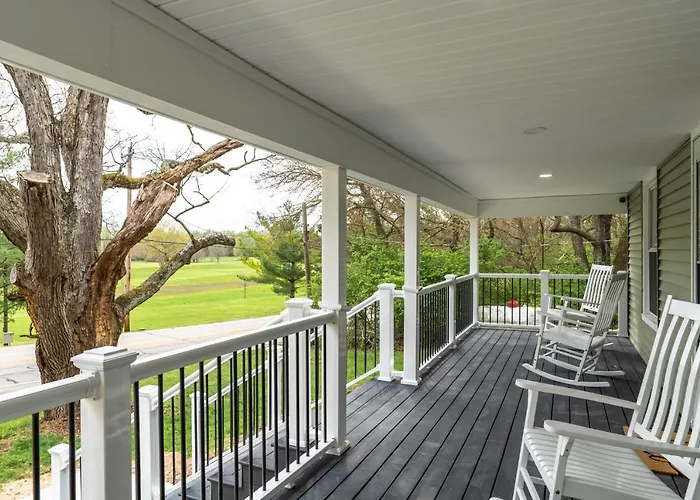 Sand Hill Cottage 3 Bedroom Home Near Purdue! River & Park View