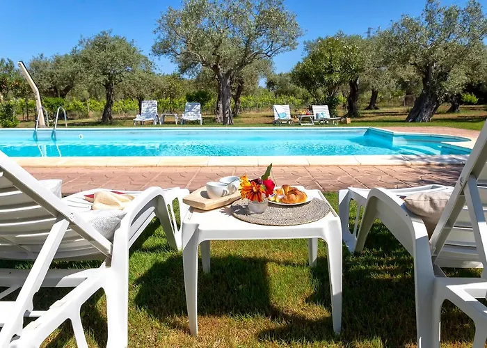 Hotel Con Piscina Grazia Rooms