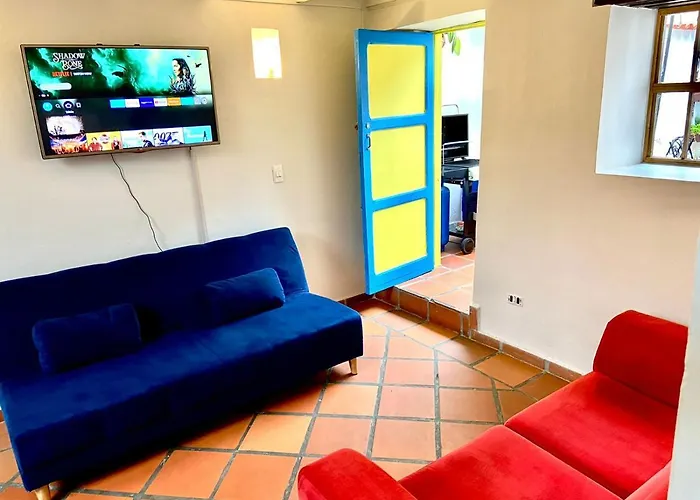 La Casa De Las Plazas URBAN
