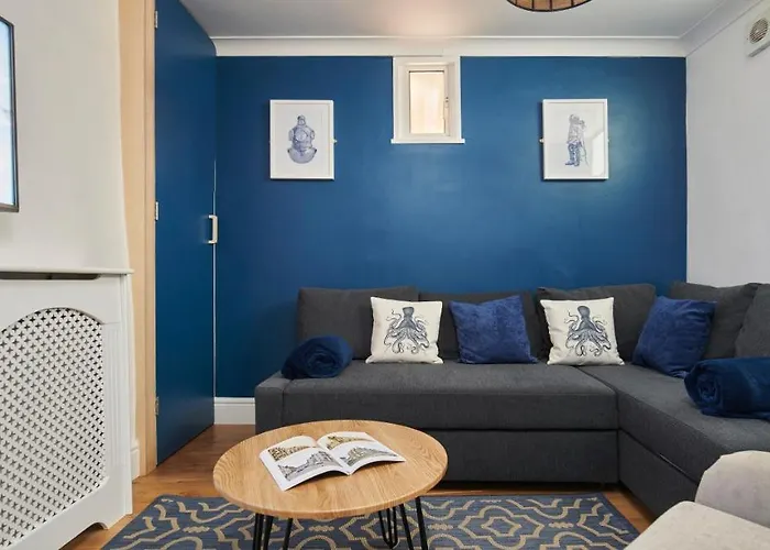 Refurbished Seaside Retreat In The Heart Of Cromer