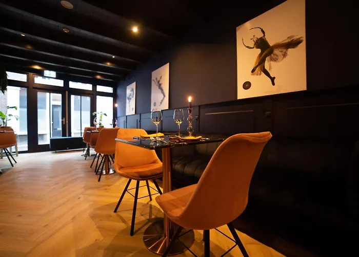  Cafe Restaurant 'T Raedhus