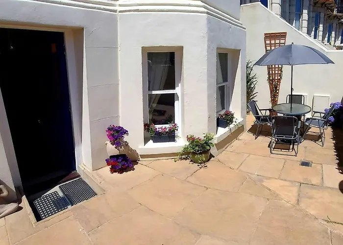 Beautifully Appointed, Period Seaside Apartment