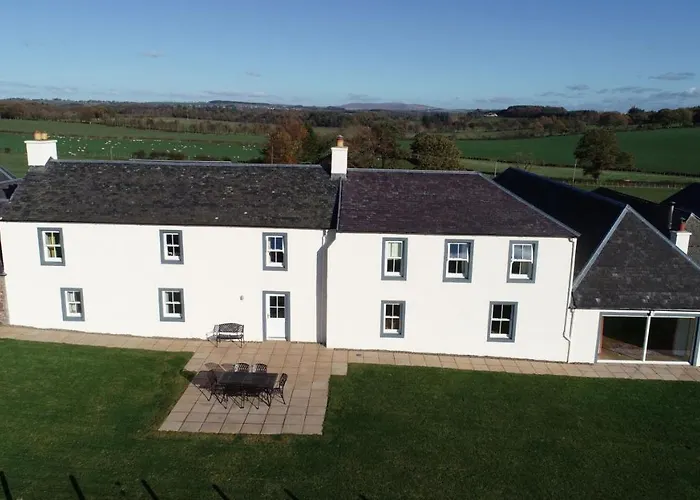 Pant Farmhouse