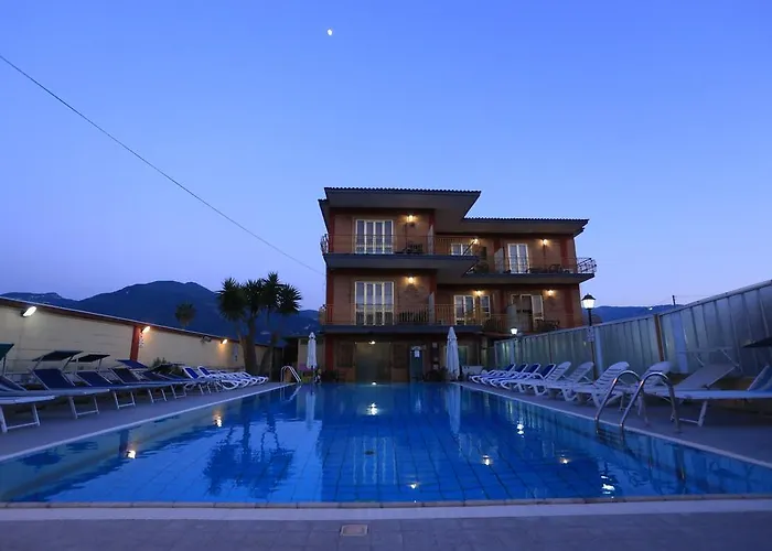 Hotel sulla spiaggia: Hotel Pompei