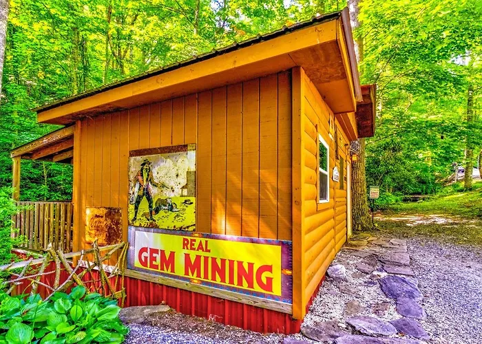 Panther Creek Cabins