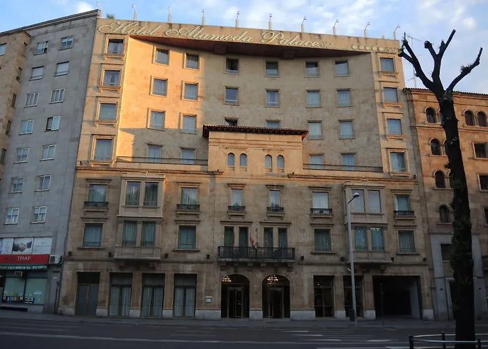 Hotel con piscina: Hotel Alameda Palace