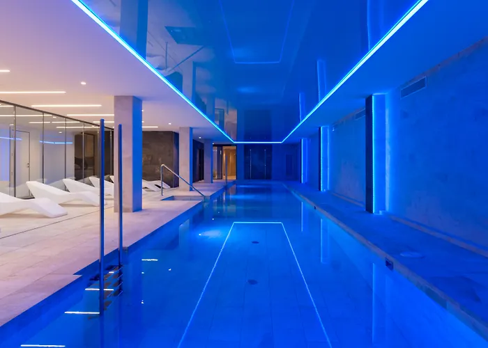 L'Azure 4* Sup