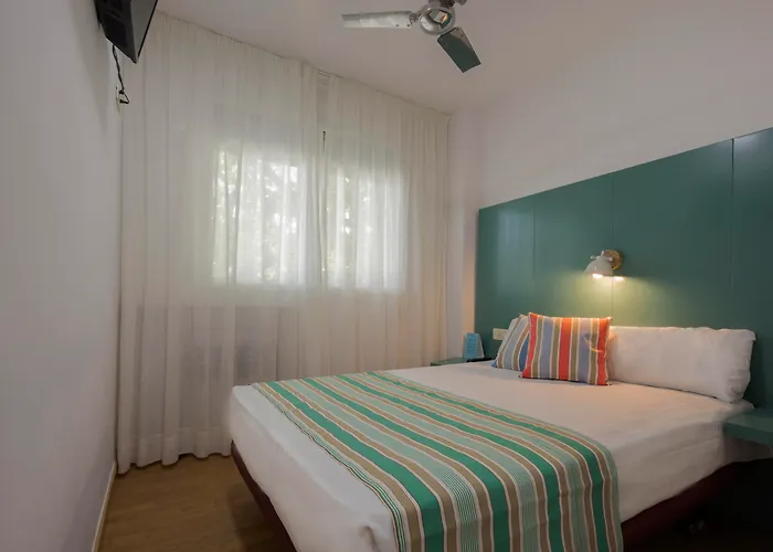 Hotel barato: Yomo Hostal BCN Port