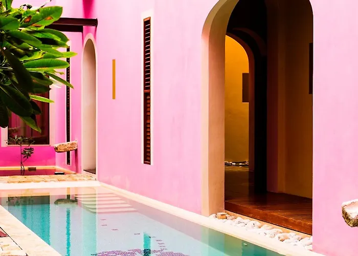 Rosas & Xocolate Boutique And Spa , A Member Of Design s