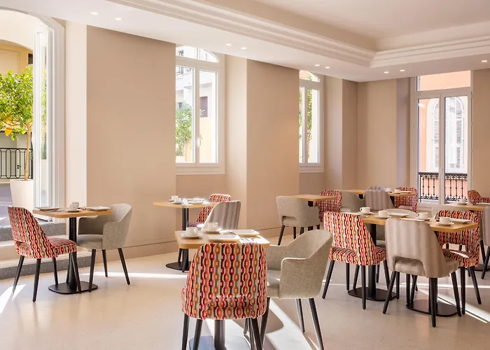 Hôtel Apollinaire Nice