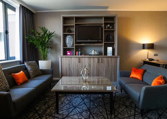 Hotel with pool: Crowne Plaza Liverpool City Centre By Ihg