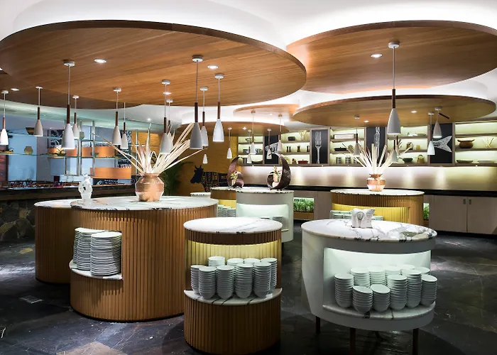 Waterpark Hotel: Centara Grand Mirage Beach Resort Pattaya