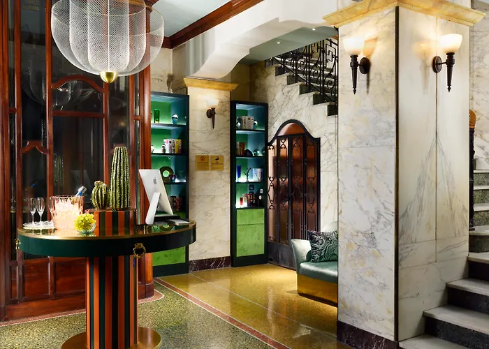 Luxury hotel only: Hotel Continental Genova