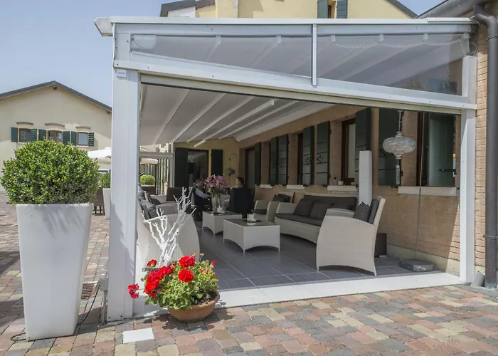 Venice Resort Airport
