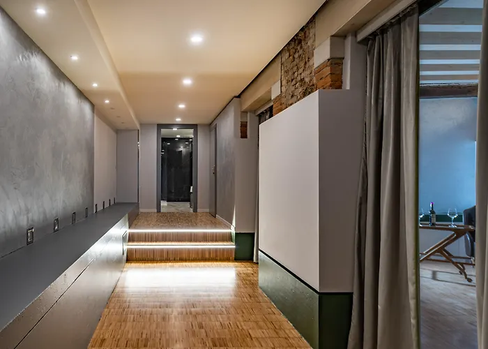 Locanda Leon Bianco On The Grand Canal