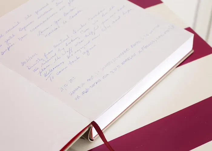 Hotel cerca del colegio: Hotel Spicy