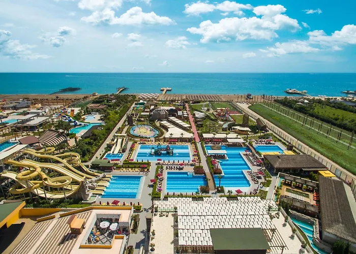 Luxushotel: Aska Lara Resort & Spa Hotel